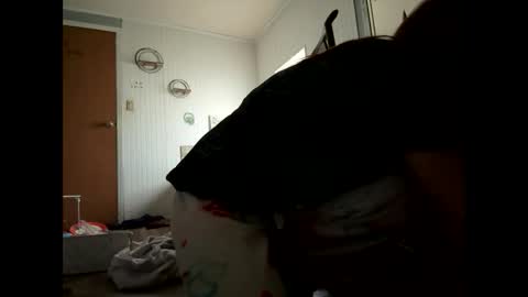 Snapshot of hollyquinniscute chatting on December 13, 2025, 10:15 pm Brat online show from December 13, 2025, 10:15 pm