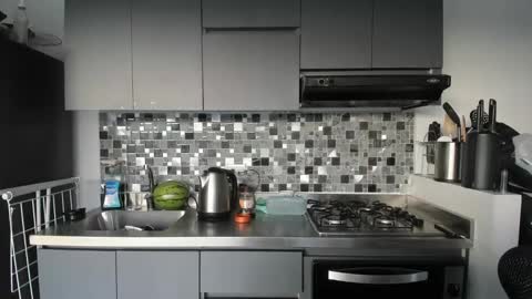 hollyshit_ online show from January 25, 2025, 10:39 pm