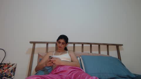 hollyshit_ online show from February 25, 2025, 12:58 am