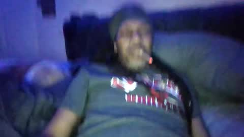 Snapshot of hollywoodbobby chatting on April 21, 2026, 2:04 am hollywoodbobby online show from April 21, 2026, 2:04 am