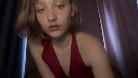 Snapshot of hollyyypoly chatting on July 2, 2026, 12:00 pm hollyyypoly online show from July 2, 2026, 12:00 pm