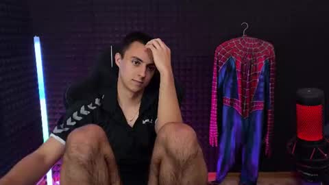 Snapshot of hols_20 chatting on June 22, 2026, 9:45 pm Hols online show from June 22, 2026, 9:45 pm