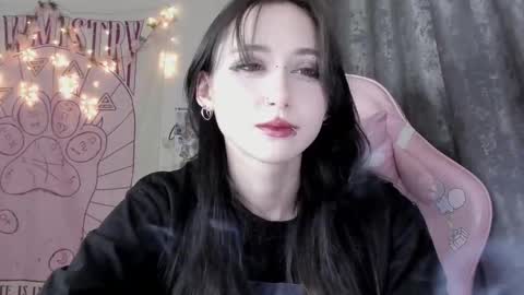 Ho Lee Sheet online show from October 21, 2025, 7:47 pm