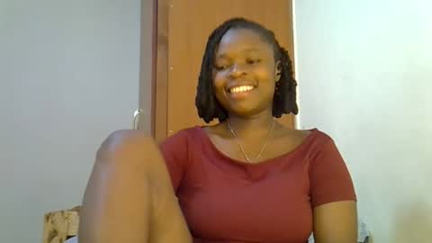 holy_ebony online show from April 27, 2026, 8:12 am