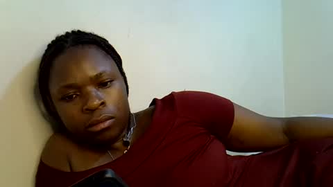 Snapshot of holy_ebony chatting on July 18, 2026, 5:39 pm holy_ebony online show from July 18, 2026, 5:39 pm