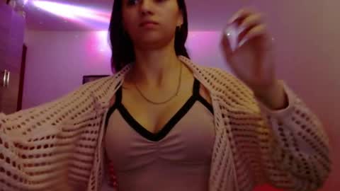 Juli online show from April 26, 2026, 3:59 am