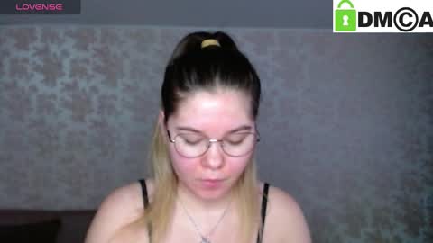 Welcome guys  Pleasure to see you all here  My name is MichaelaTip menu is active Private is open  online show from January 21, 2025, 5:16 am