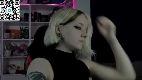 holy_mistresss online show from May 2, 2026, 8:30 am