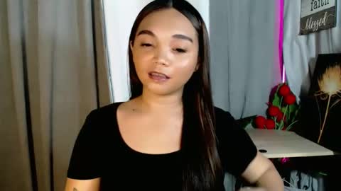 Bella online show from May 10, 2026, 7:08 pm