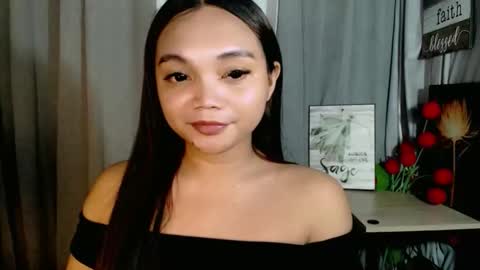 Bella online show from May 16, 2026, 11:14 pm