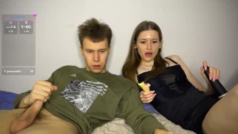 Snapshot of holybabe342 chatting on September 28, 2025, 9:09 pm Vio online show from September 28, 2025, 9:09 pm