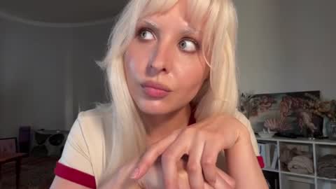 Snapshot of holycatharsis chatting on June 22, 2026, 5:54 pm Goddess Holy Catharsis online show from June 22, 2026, 5:54 pm