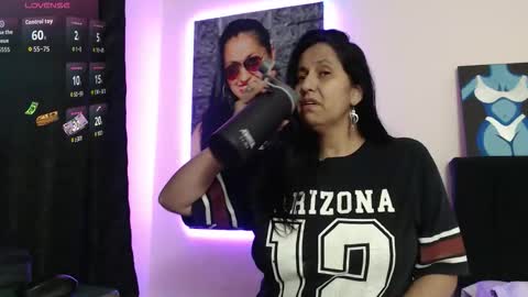 Milena online show from November 10, 2025, 11:37 pm