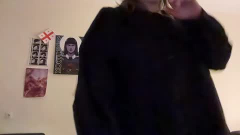 Snapshot of holydori chatting on March 1, 2025, 4:22 pm dori not holy get my tg channel with link from description under last photo online show from March 1, 2025, 4:22 pm