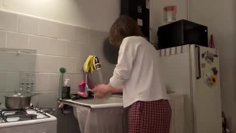 Snapshot of holydori chatting on March 7, 2025, 9:38 pm dori not holy get my tg channel with link from description under last photo online show from March 7, 2025, 9:38 pm