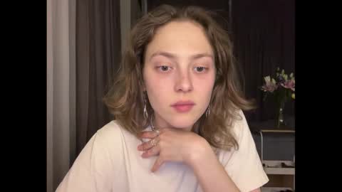 Snapshot of holydori chatting on October 5, 2025, 4:38 pm dori not holy get my tg channel with link from description under last photo online show from October 5, 2025, 4:38 pm