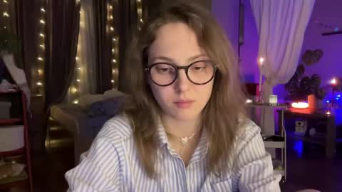 Snapshot of holydori chatting on May 18, 2026, 10:04 pm dori not holy get my tg channel with link from description under last photo online show from May 18, 2026, 10:04 pm