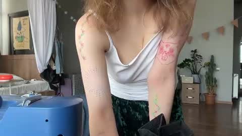 Snapshot of holydori chatting on July 26, 2026, 6:21 am dori not holy get my tg channel with link from description under last photo online show from July 26, 2026, 6:21 am