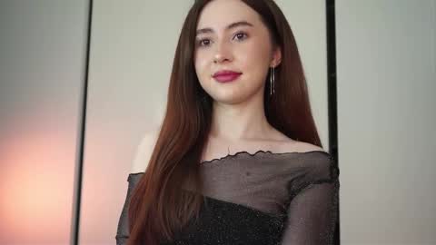 Snapshot of holyhee chatting on March 12, 2025, 9:24 pm Holy online show from March 12, 2025, 9:24 pm