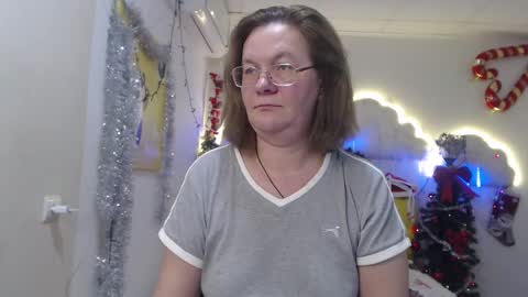 holymilfa online show from January 5, 2025, 2:08 pm