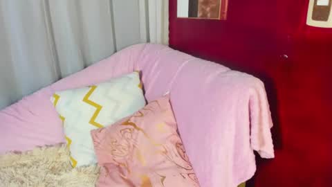 honey  monroe online show from July 31, 2026, 3:50 am