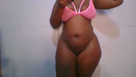 Snapshot of honey_beb chatting on November 8, 2025, 1:28 am honey_beb online show from November 8, 2025, 1:28 am