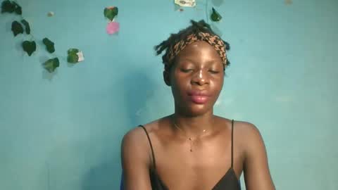 Queen online show from April 18, 2026, 8:20 pm