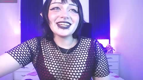 Snapshot of honey_dark chatting on February 11, 2025, 2:46 am Honney online show from February 11, 2025, 2:46 am