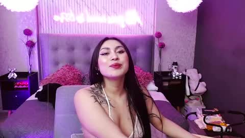 Snapshot of honey_doll_x chatting on May 15, 2026, 4:41 am honey_doll_x online show from May 15, 2026, 4:41 am