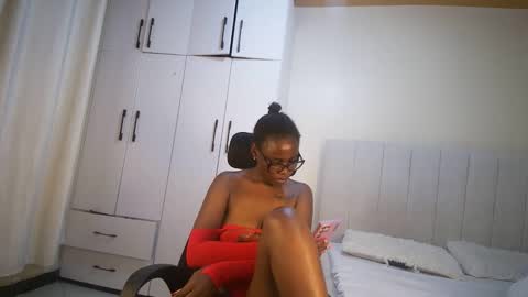 honey drop online show from April 24, 2026, 8:11 pm
