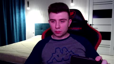 Snapshot of honey_furry chatting on December 16, 2024, 10:45 pm Wolfy online show from December 16, 2024, 10:45 pm