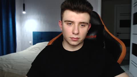 Snapshot of honey_furry chatting on December 26, 2024, 9:58 pm Wolfy online show from December 26, 2024, 9:58 pm