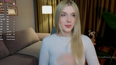 Lina online show from May 9, 2026, 3:06 pm