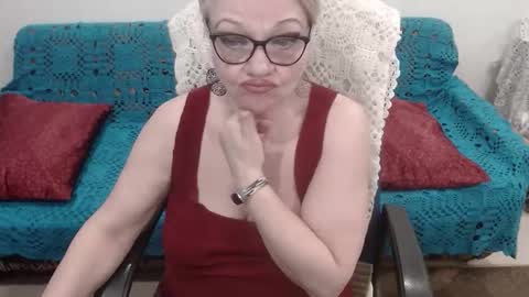 Honey Lady online show from March 18, 2026, 10:18 am