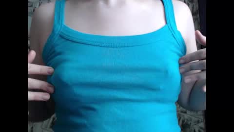 Snapshot of honey_mood chatting on September 30, 2025, 7:46 am Lina online show from September 30, 2025, 7:46 am