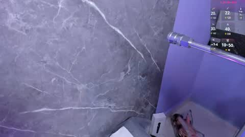 honey_sofii_ online show from June 18, 2026, 11:47 am