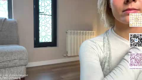 Jenyanew vid how I squirt in forest in bio online show from July 18, 2026, 10:19 am