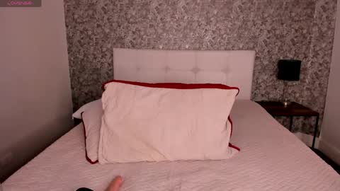 honey_sweet777 online show from April 30, 2026, 9:08 pm