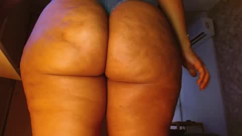 Honey-Sweett online show from May 14, 2026, 10:55 am