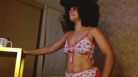Honey-Sweett online show from May 26, 2026, 10:00 am