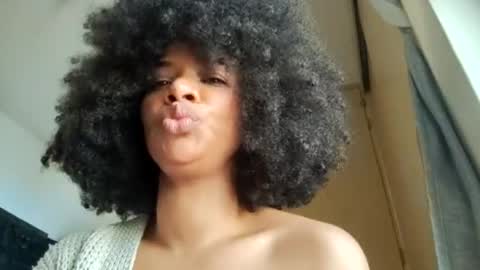 Honey-Sweett online show from July 11, 2026, 1:58 pm