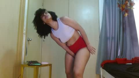 Honey-Sweett online show from August 3, 2026, 2:00 pm