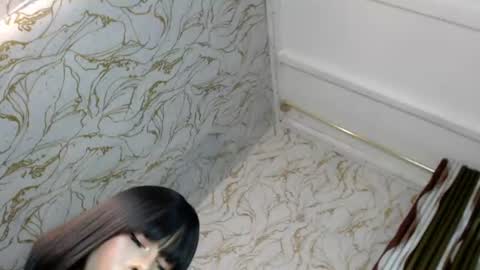 Snapshot of honey_swellens chatting on June 26, 2026, 3:49 pm honey_swellens online show from June 26, 2026, 3:49 pm