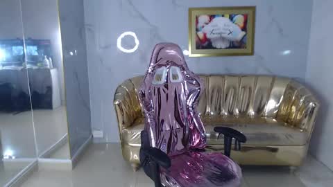 Snapshot of honey_torres_sub chatting on February 1, 2025, 12:58 pm HONEY online show from February 1, 2025, 12:58 pm