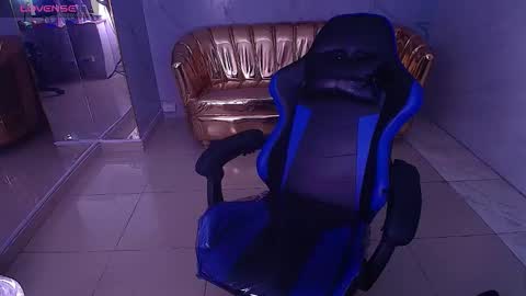 Snapshot of honey_torres_sub chatting on November 10, 2025, 2:05 pm HONEY online show from November 10, 2025, 2:05 pm