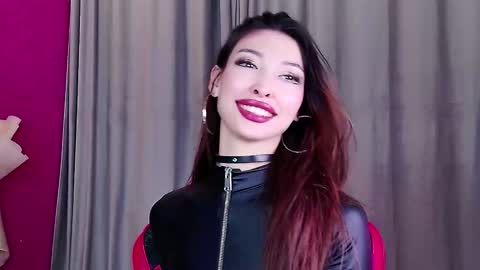 Snapshot of honey_yani chatting on December 27, 2024, 9:11 pm yani online show from December 27, 2024, 9:11 pm