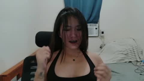 Snapshot of honeyafterdark_ chatting on May 27, 2026, 12:46 pm HoneyAfterDark online show from May 27, 2026, 12:46 pm