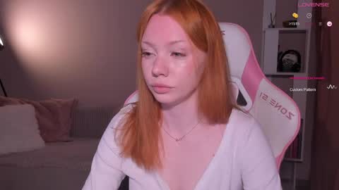 Snapshot of honeyautumn chatting on May 9, 2026, 10:04 pm honeyautumn online show from May 9, 2026, 10:04 pm