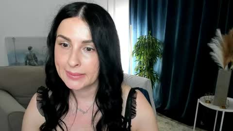 Snapshot of honeyblossome chatting on May 9, 2026, 8:14 pm Jacqueline online show from May 9, 2026, 8:14 pm
