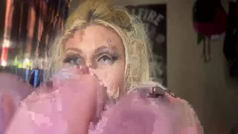 honeybuhnny online show from February 15, 2026, 6:26 pm